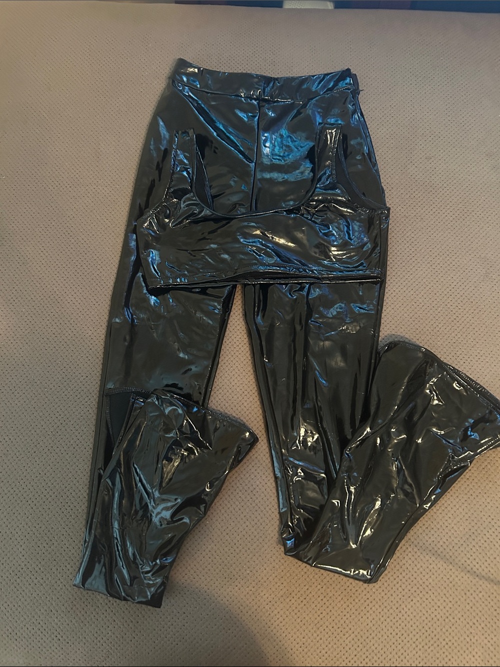 Shiny Black Patent-2 Piece Set